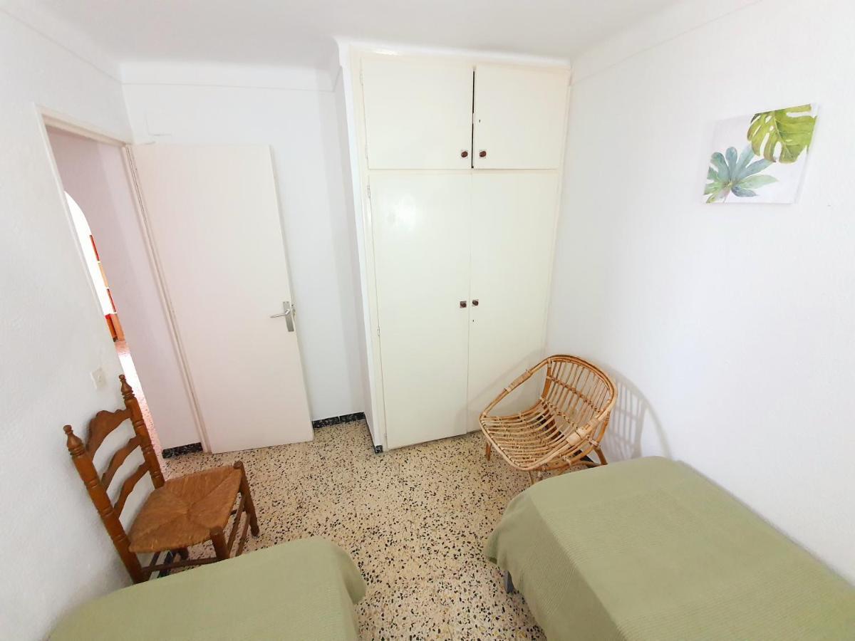 אמפוריבראבה Apartamento Karina Beach-3 מראה חיצוני תמונה
