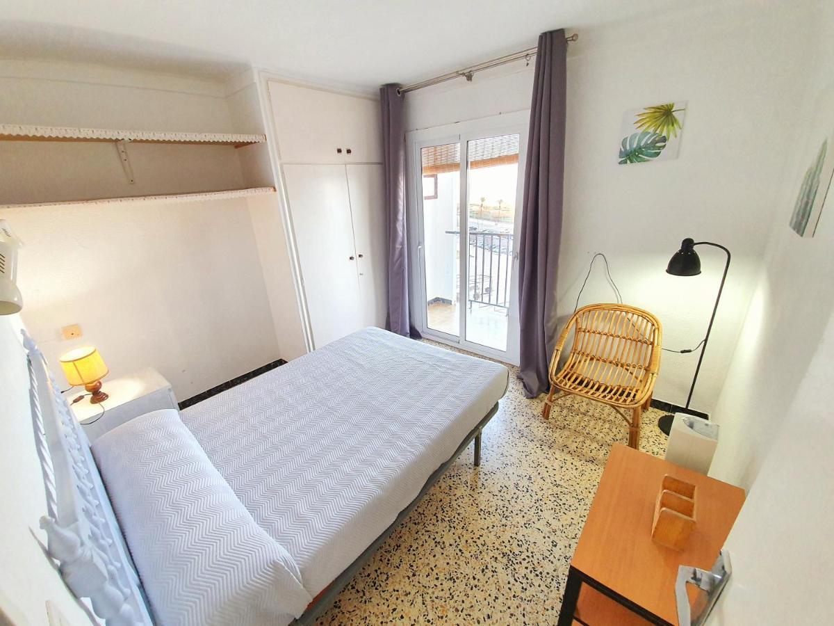 אמפוריבראבה Apartamento Karina Beach-3 מראה חיצוני תמונה