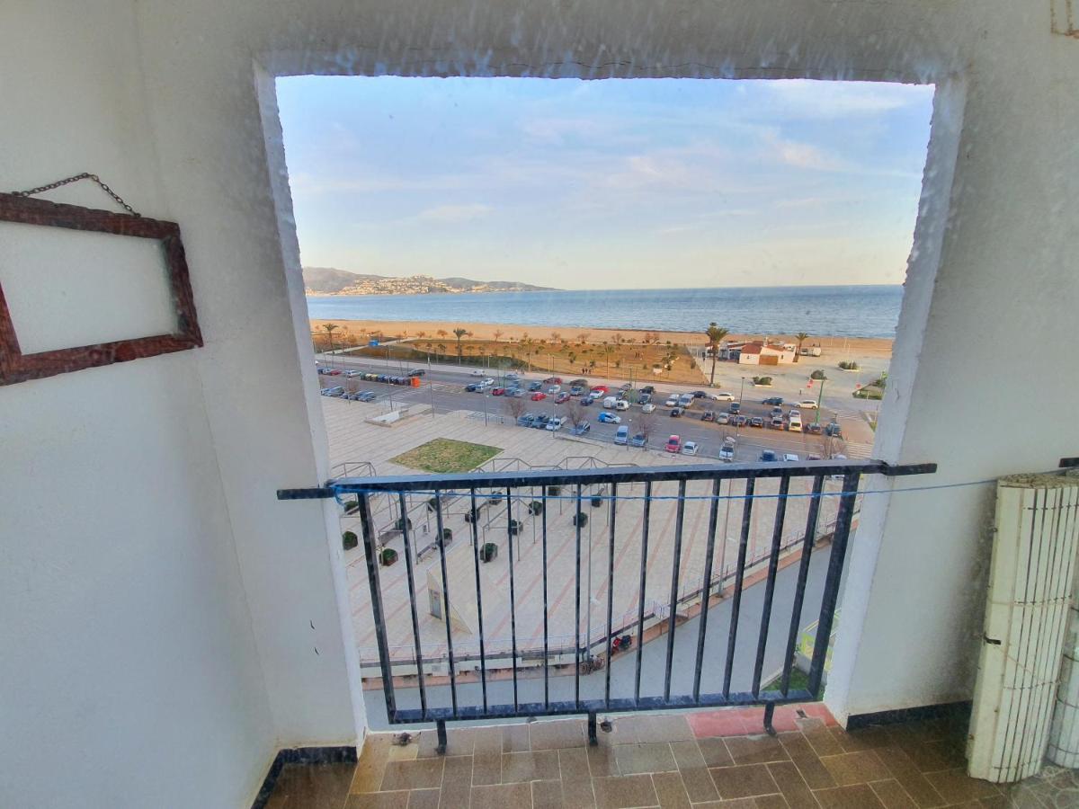 אמפוריבראבה Apartamento Karina Beach-3 מראה חיצוני תמונה